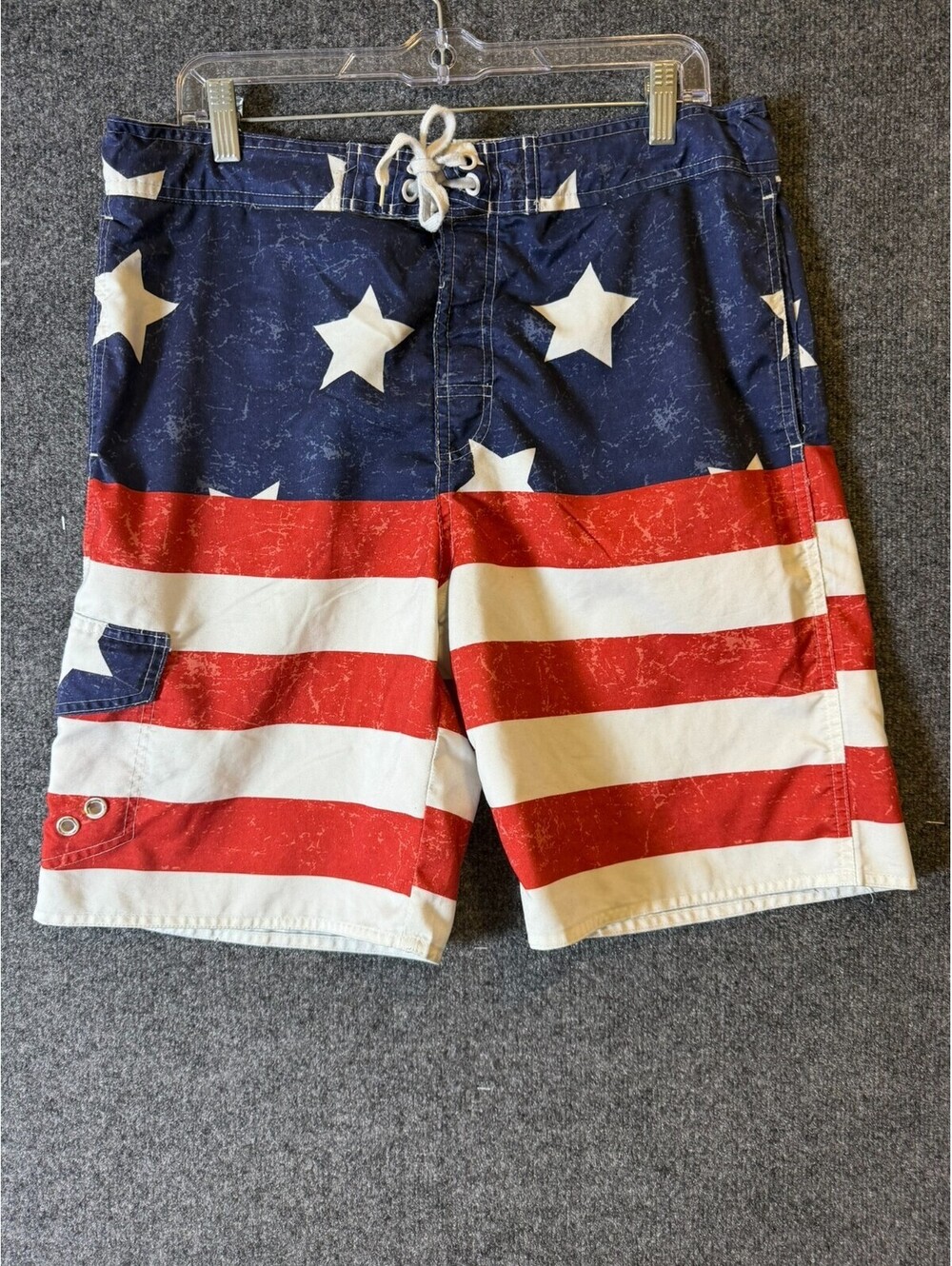 Bass Pro Shops Swim Trunks Mens Medium American Flag Stars Stripes Board Shorts